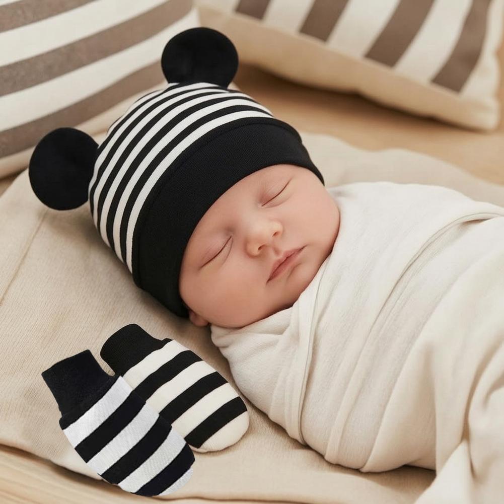 Infant Beanie Hat With Ears - Набор для новорожденных: шапочка с ушками
